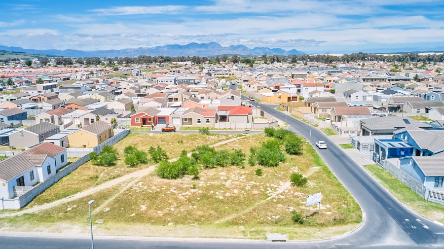 3 Bedroom Property for Sale in Silwood Heights Western Cape